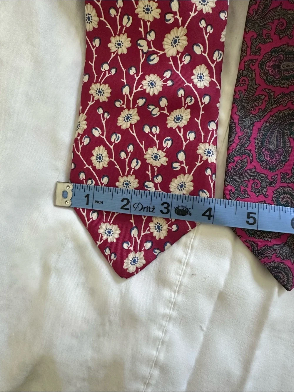 Bundle Neck ties Brooks Brothers and Robert TalboRed Floral and Paisley Silk Tie